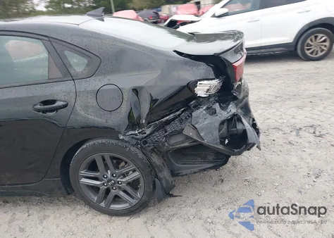 2021 Kia Forte Gt-Line z USA, uszkodzony, nr VIN 3KPF34AD4ME342249